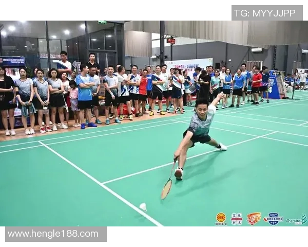 深圳羽毛球队在全国团队协作排行榜中荣获第五名展现出色团队精神与实力 深圳羽毛球队在全国团队协作排行榜中荣获第五名展现出色团队精神与实力